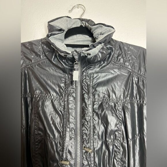 Bonita Stronger as One Jacket Black Foil size 46EU/XL US NWOT Windbreaker - Picture 3 of 13